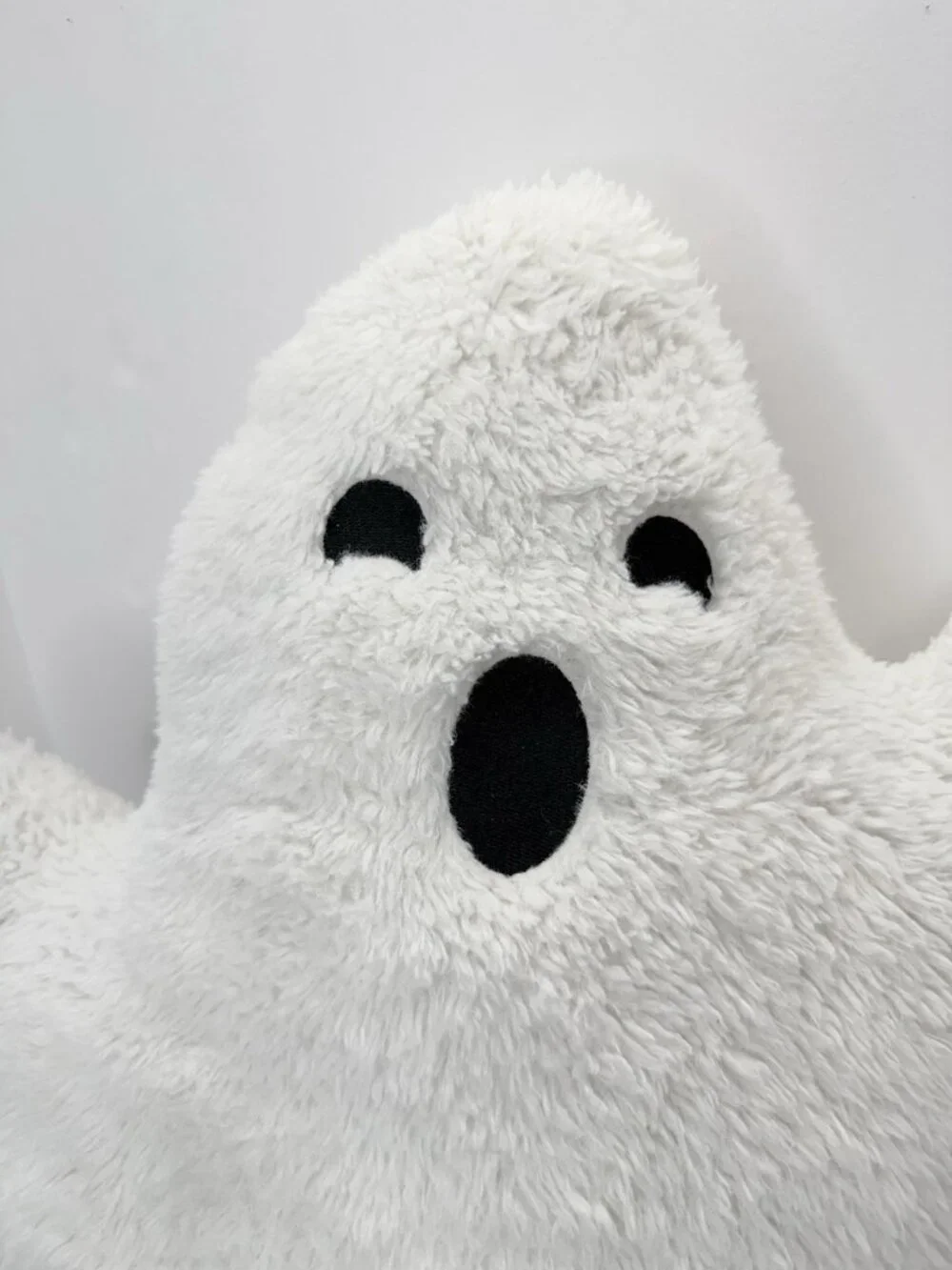 Novogratz Halloween Ghost Sherpa Plush Pillow 16